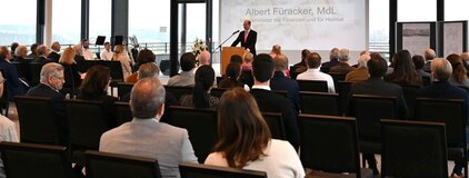 Den Festakt verfolgten rund 90 Gäste