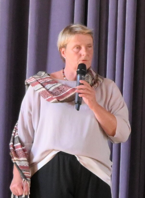 Frau Dr. Tanja Firgau, die Leiterin des Fachbereichs Finanzen