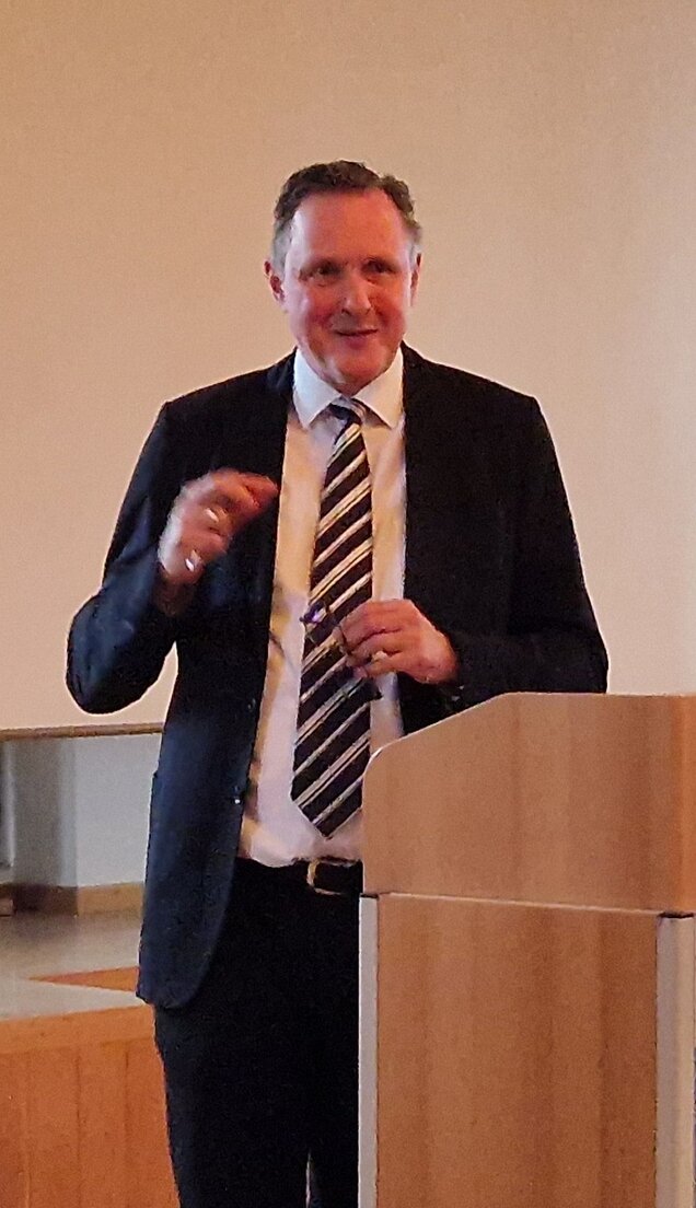 Dr. Klaus-Peter Prey, Leiter des Finanzamts München