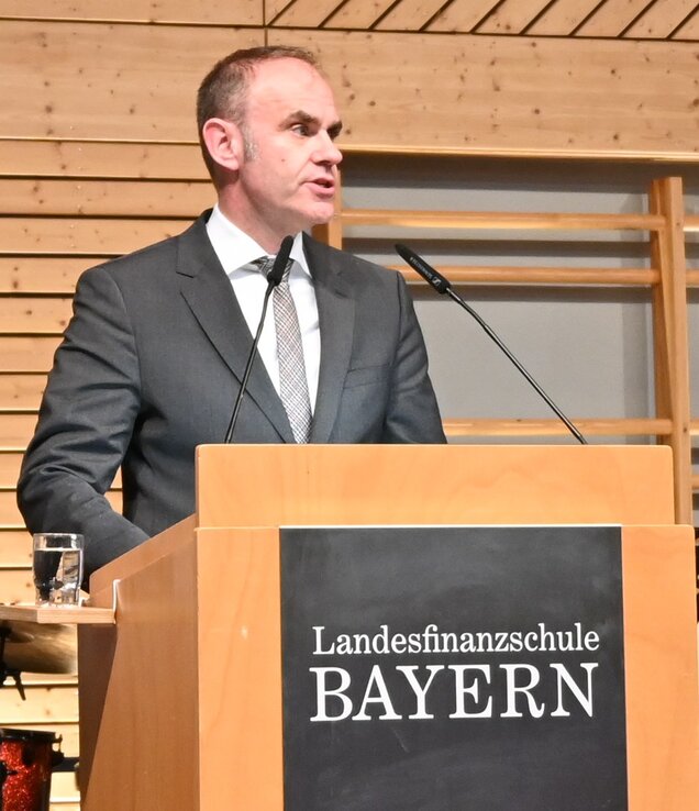  Vizepräsident des Bayerischen Landesamts für Steuern, Herr Andreas Koch
