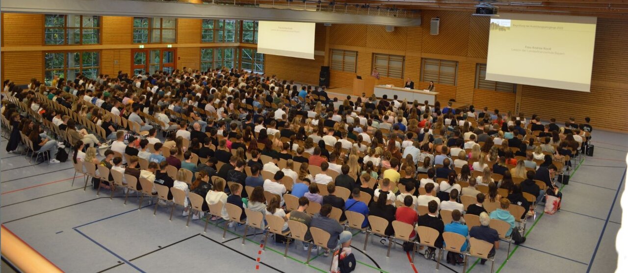 Lehrgangsort Ansbach Begrüßung der Teilnehmer